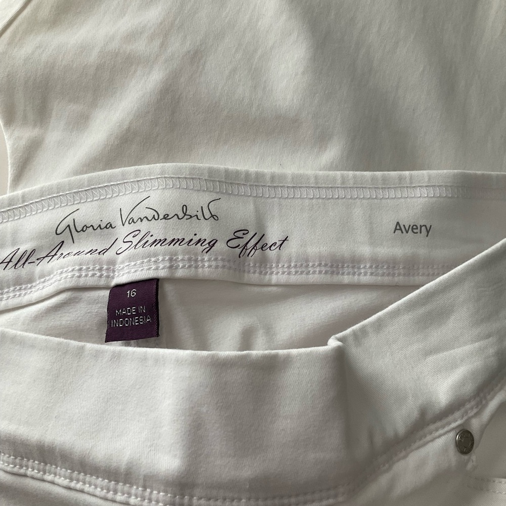Gloria Vanderbilt pull on stretch jeans EUC - Picture 3 of 3